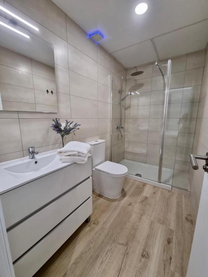 Apartamentos Rg Hospital Valme Séville Extérieur photo